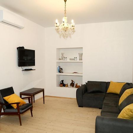 Panchitos Apartment Tbilisi ภายนอก รูปภาพ