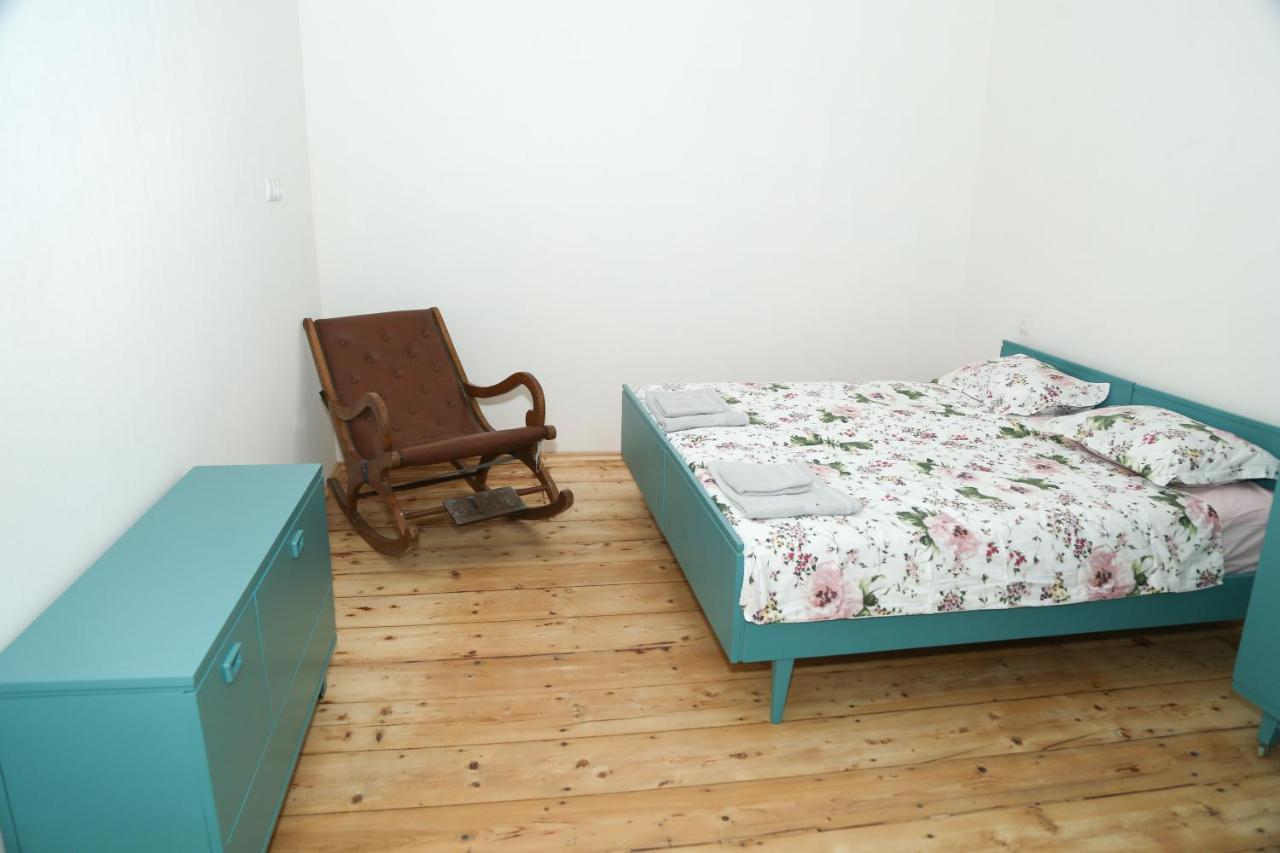 Panchitos Apartment Tbilisi ภายนอก รูปภาพ